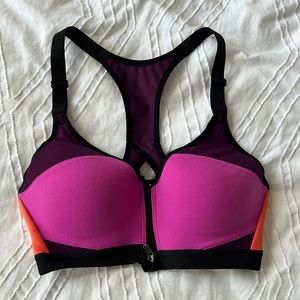 Victoria’s Secret sport zip sports bra 32c